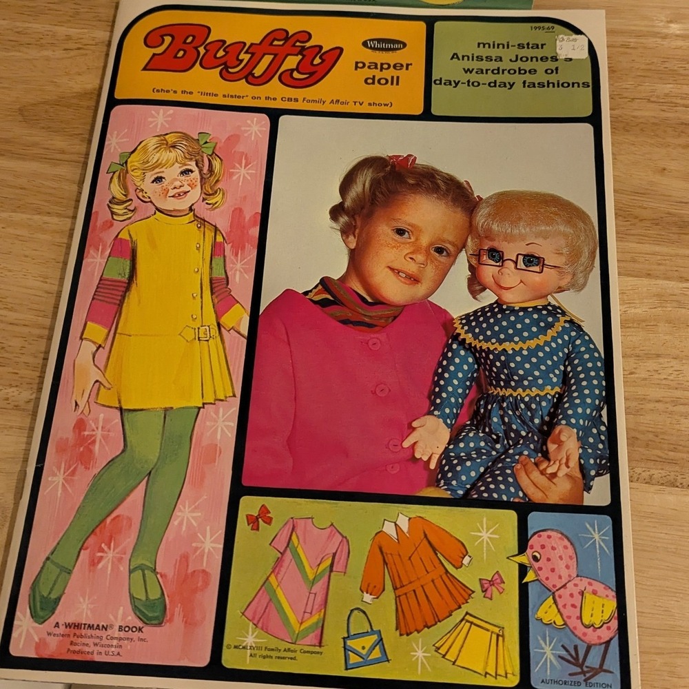 New VTG 1970s Mrs. Beasley Paper Doll Book & Buffy Family Affair Paper Doll Book - Picture 3 of 15